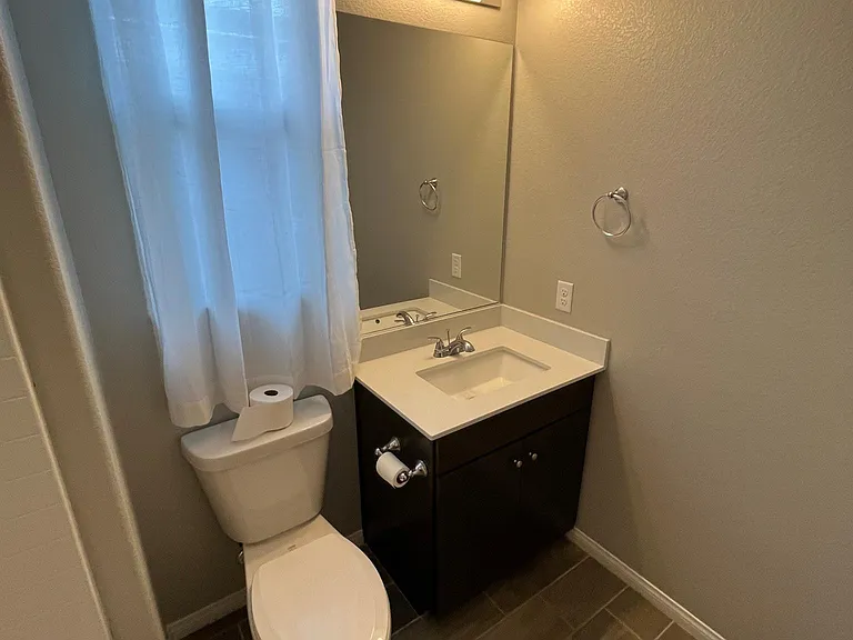 845 E Sunset Rd — Photo 23