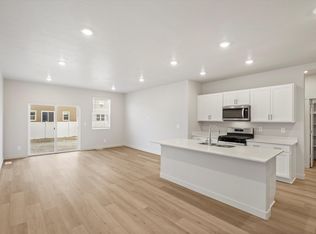 3446 N Gina St, Eagle Mountain, UT 84005