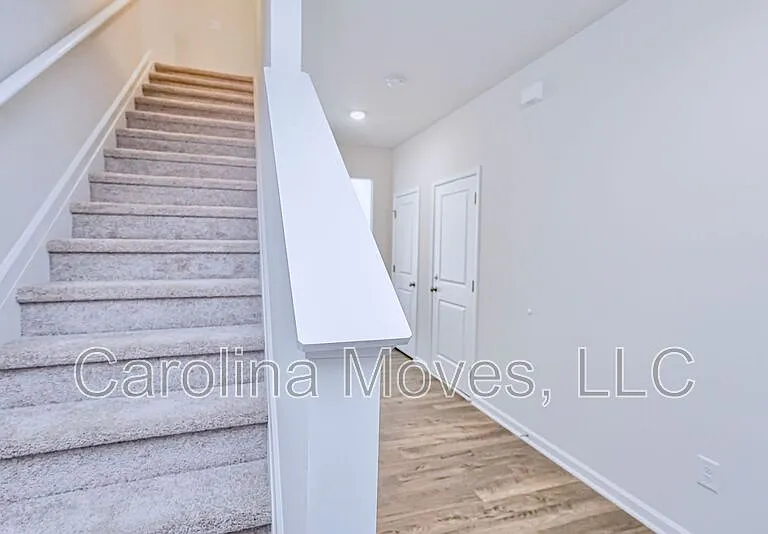 203 Stone Fruit Ct — Photo 2