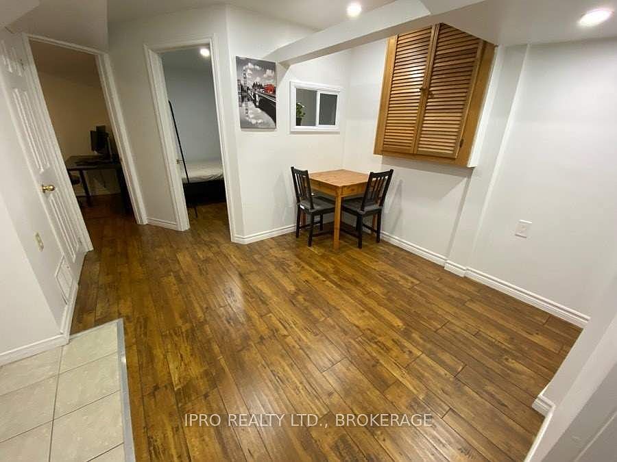 4230 Perivale Rd, Mississauga, ON L5C 3Y5 Zillow