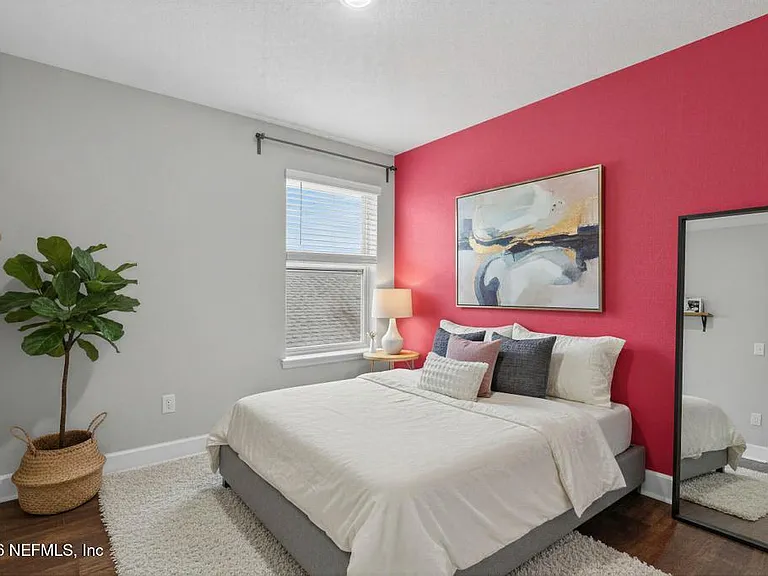 187 Beale Ave — Photo 28