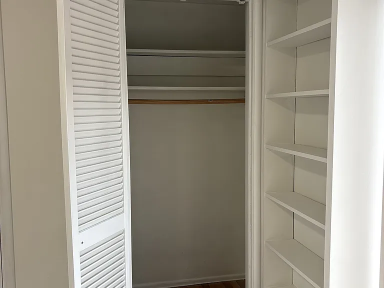 482 Nottingham Way — Photo 16