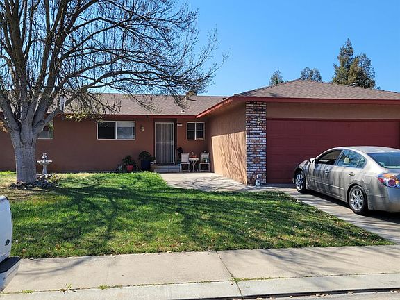 2nd image of 2909 Serramonte St