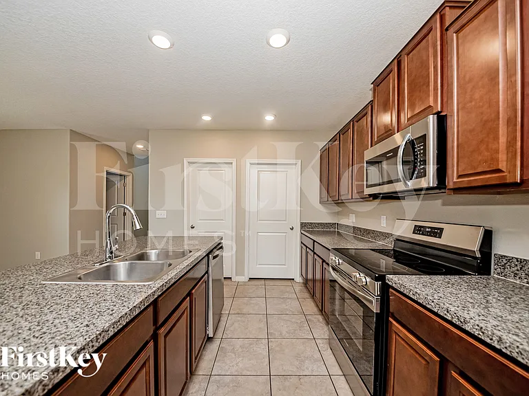 5041 Brickwood Rise Dr — Photo 7