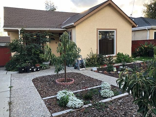 2nd image of 231 Vista Ave
