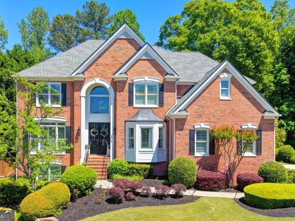 1670 Harvest Ln, Alpharetta, GA 30004