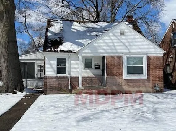 18457 Whitcomb St, Detroit, MI 48235