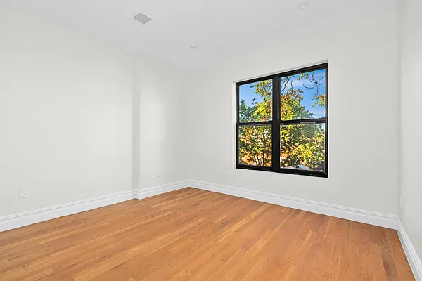 Rented by Douglas Elliman | media 20