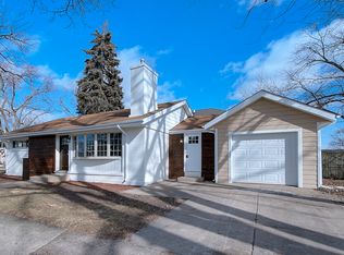 428 E East Ct, Elmhurst, IL