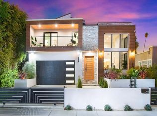 250 S Gramercy Pl, Los Angeles, CA 90004