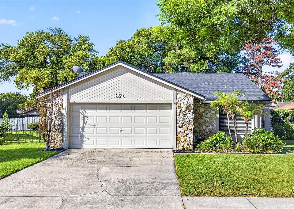 1st image of 670 STANHOPE DRIVE