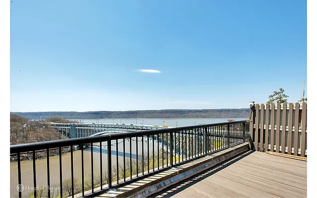 Sold by Douglas Elliman | media 22
