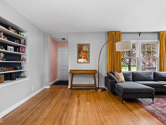 4th image of 5439 Indianola Ave
