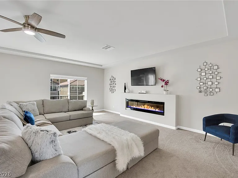 9770 Hawk Crest St — Photo 9