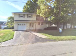220 Durrell St, Findlay, OH 45840