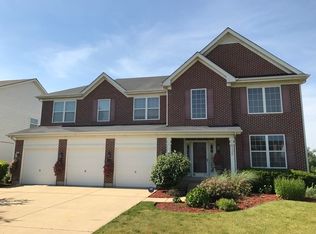 535 Barclay Dr, Bolingbrook, IL 60440
