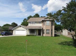 828 Goodwin Ave, Port Neches, TX 77651