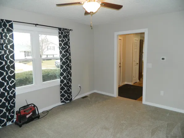 808 NE Jacob St, Grimes, IA 50111
