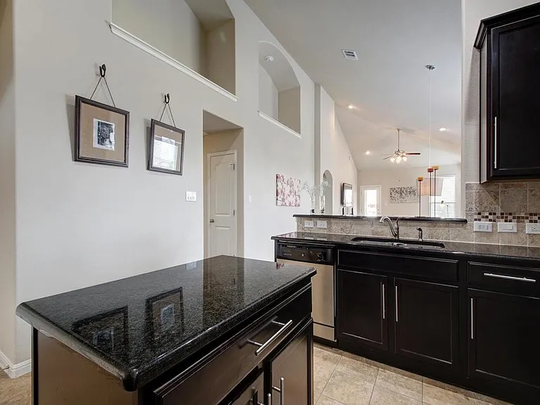 13900 Marathon Rd — Photo 15