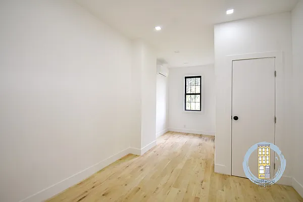 Rented by Brooklyn Rentals NYC | media 41