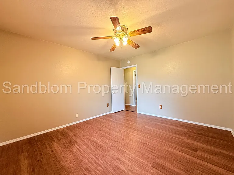 1702 S Nogales Ave — Photo 12