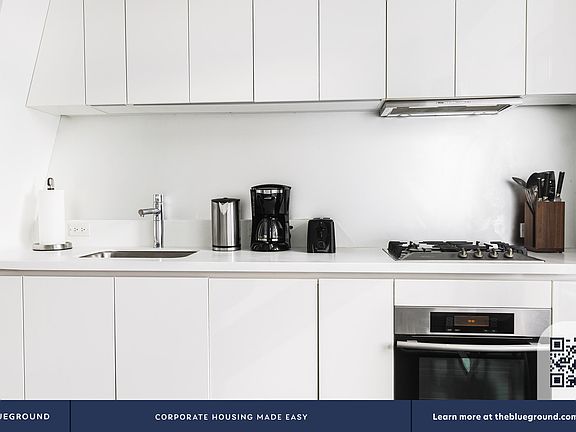 4th image of 123 Washington St APT 28C