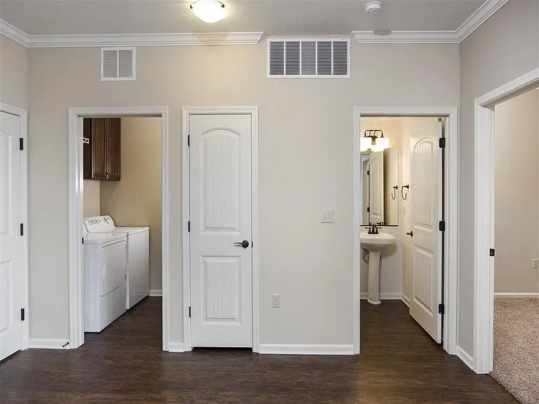 Village at Aspen Place — Photo 27