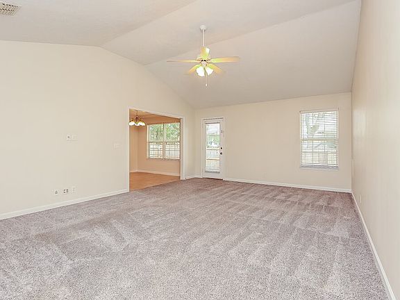 4th image of 3008 Roscommon Dr