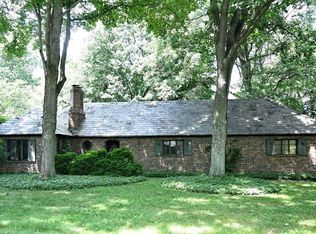 2183 Ayers Ave, Akron, OH 44313