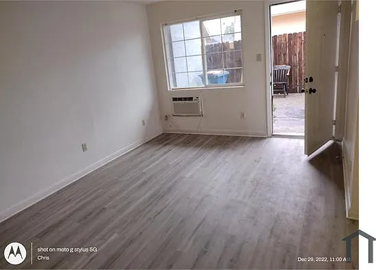 1 bed, $1,100 — Photo 2