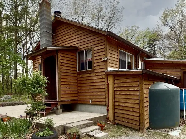 3162 Northcutts Cove Rd, Beershba Spgs, TN 37305