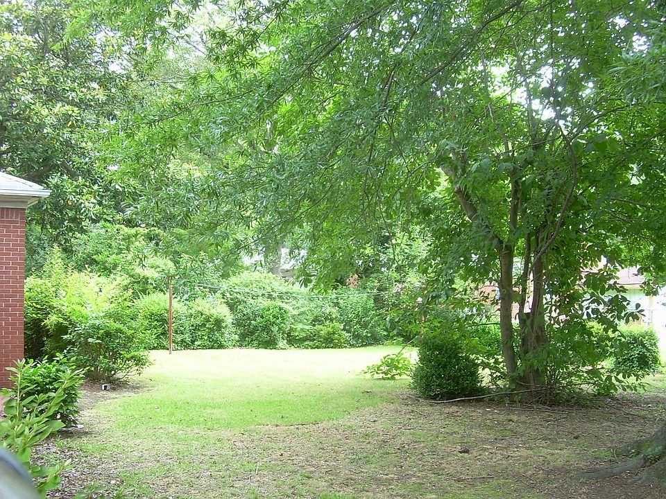 2nd image of 6342 Avon Rd
