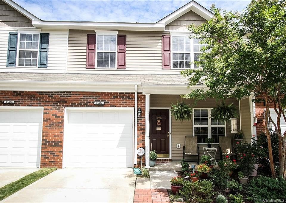 1st image of 13834 Singleleaf Ln #104