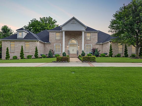 2nd image of 6272 Wells Cir