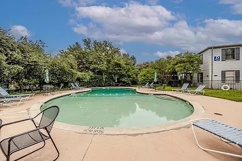 2 bed, $2,900 — Photo 2
