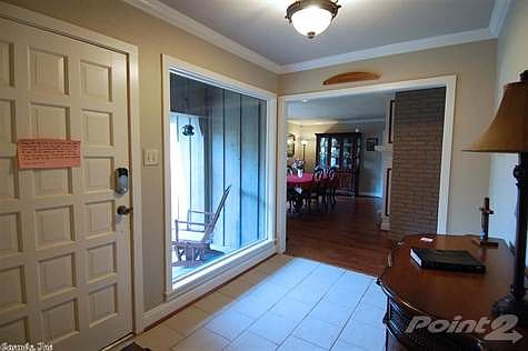 ENTRY WAY TO DINING ROOM