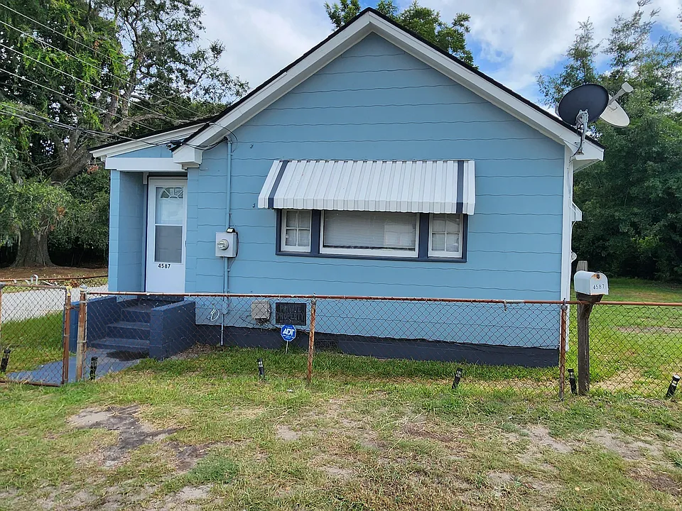 4587 Dorsey Ave