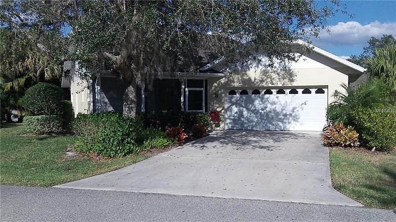 1st image of 1190 Live Oak Cir