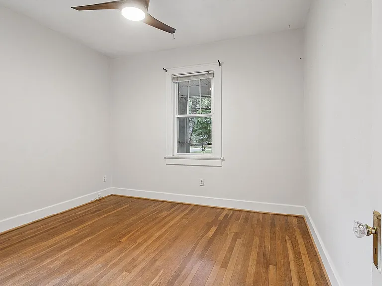 7 Willoughby Pl — Photo 21