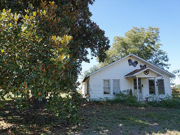 3rd image of County Road 4301 Plainview Dr