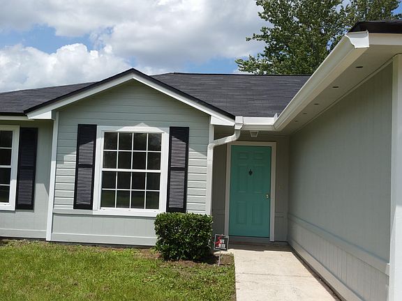 3rd image of 8193 Hot Springs Dr S