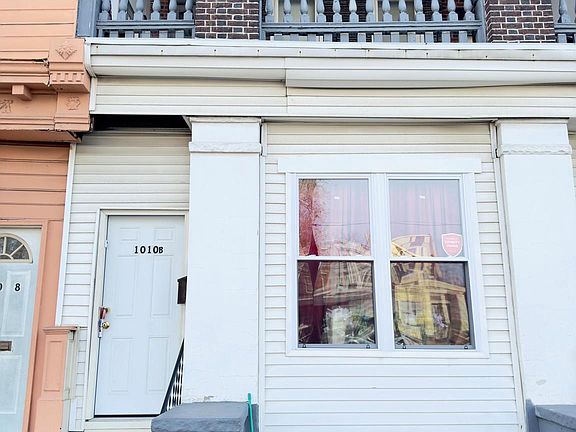 2nd image of 1010 W Erie Ave