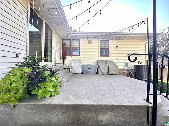 3rd image of 3623 Jennings St