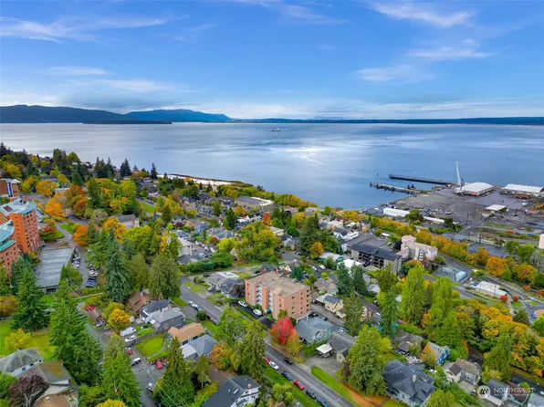 715 N Garden Street #303, Bellingham, WA 98225