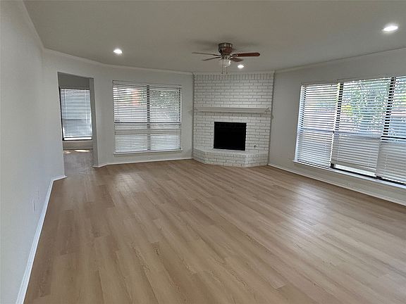 5th image of 3841 Parkmont Dr