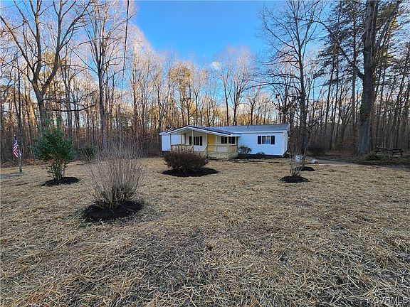 4th image of 13050 Robin Ln