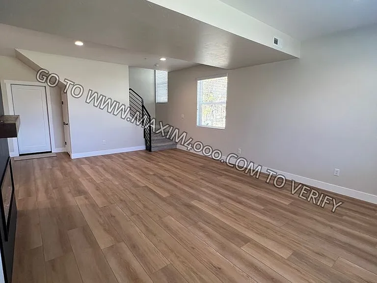 1444 Kennedy Ave #3 — Photo 6