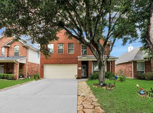 16543 Whitaker Creek Dr, Houston, TX 77095