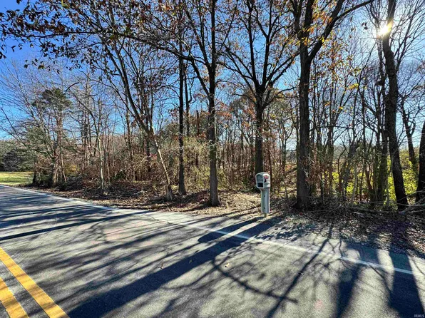 Koring Rd, Evansville, IN 47720