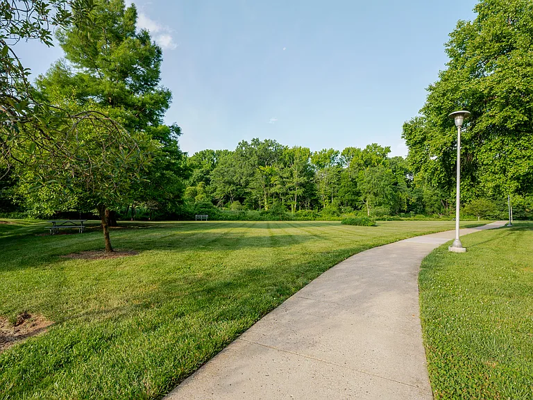6621 Wakefield Dr #713 — Photo 42